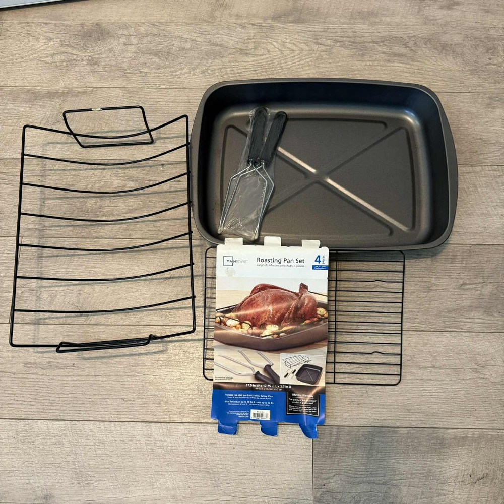 Mainstays 4-Piece Roasting Pan Set with Rack & Lifters Gray Black New